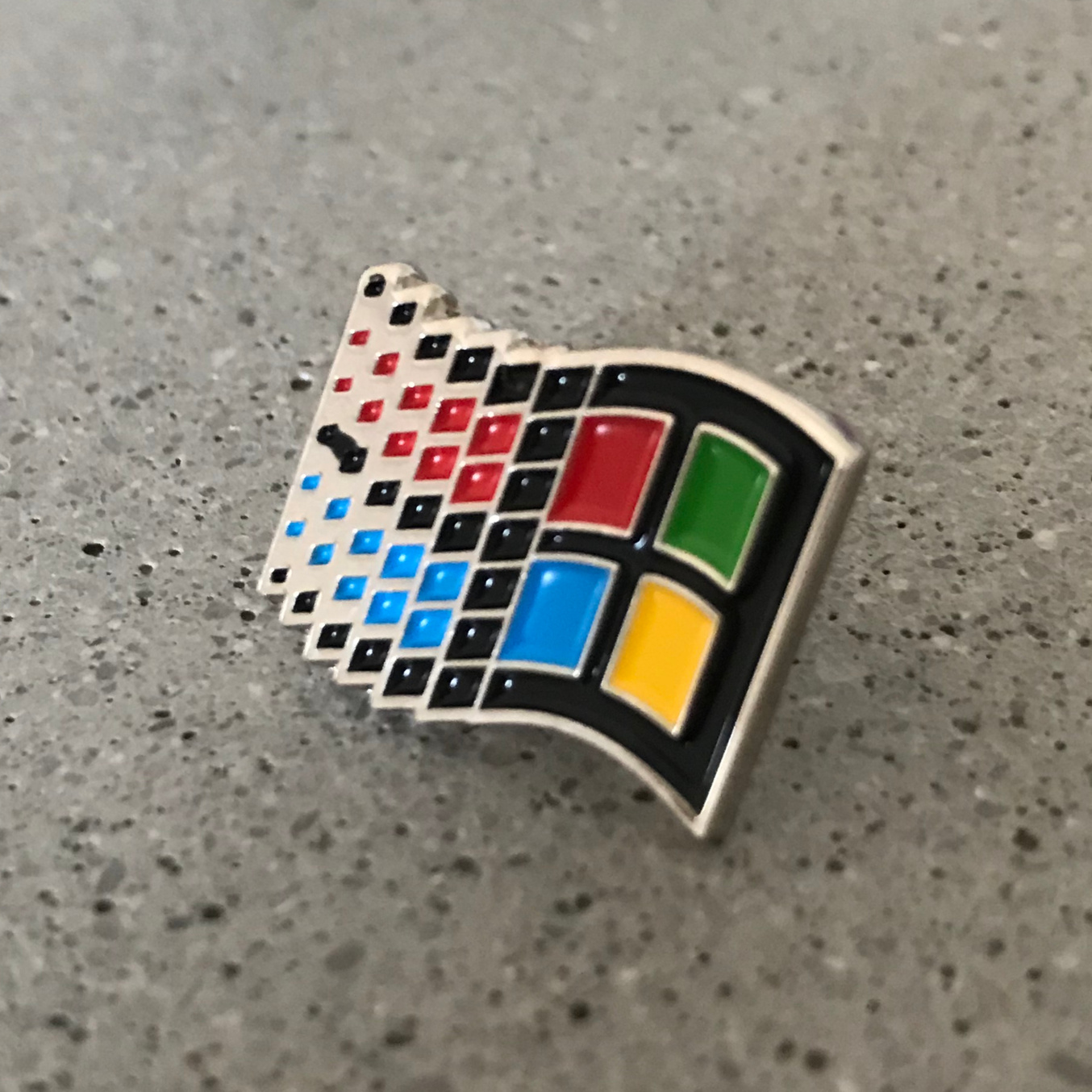 Windows 95 Pin